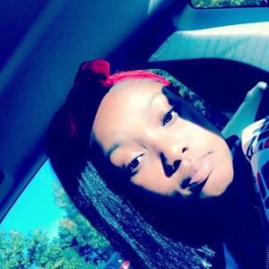 Meet your Posher, Lucy